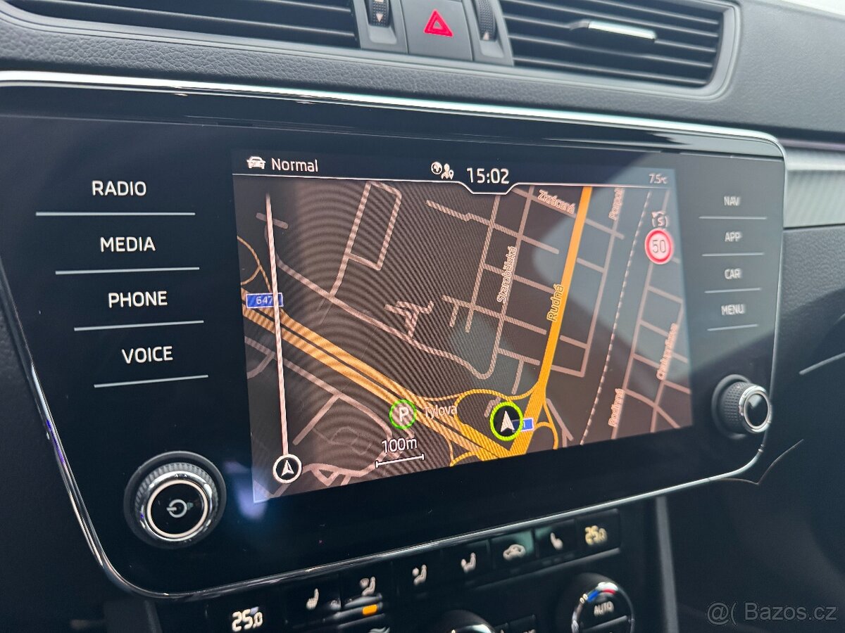 Škoda Superb III FL Sportline 2,0TSI 140kW DSG - 12