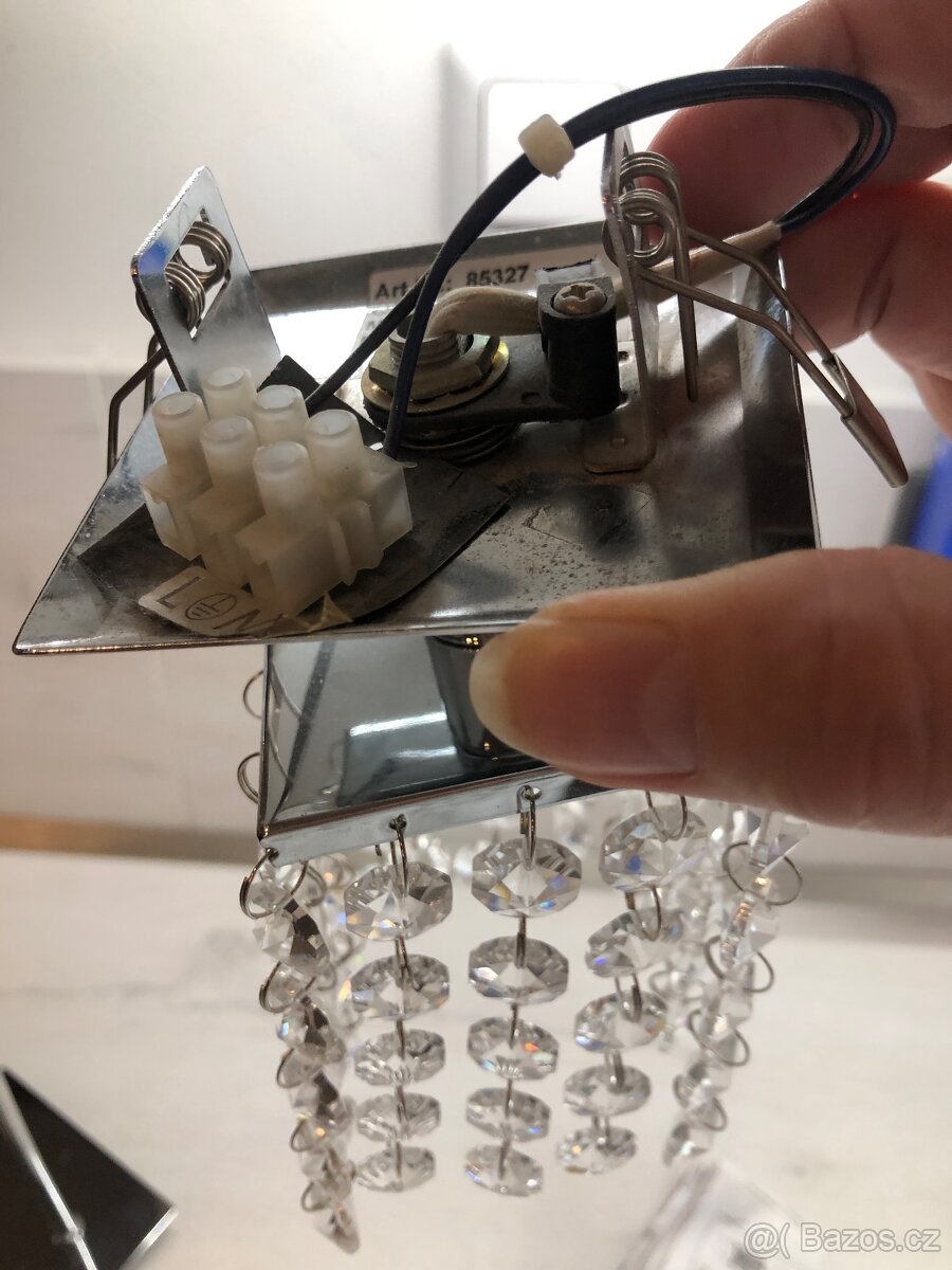 Krásná křišťálová stolní lampa a závěsná lampička - 12