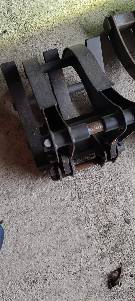 prodám příslušenství k minibagru - 12