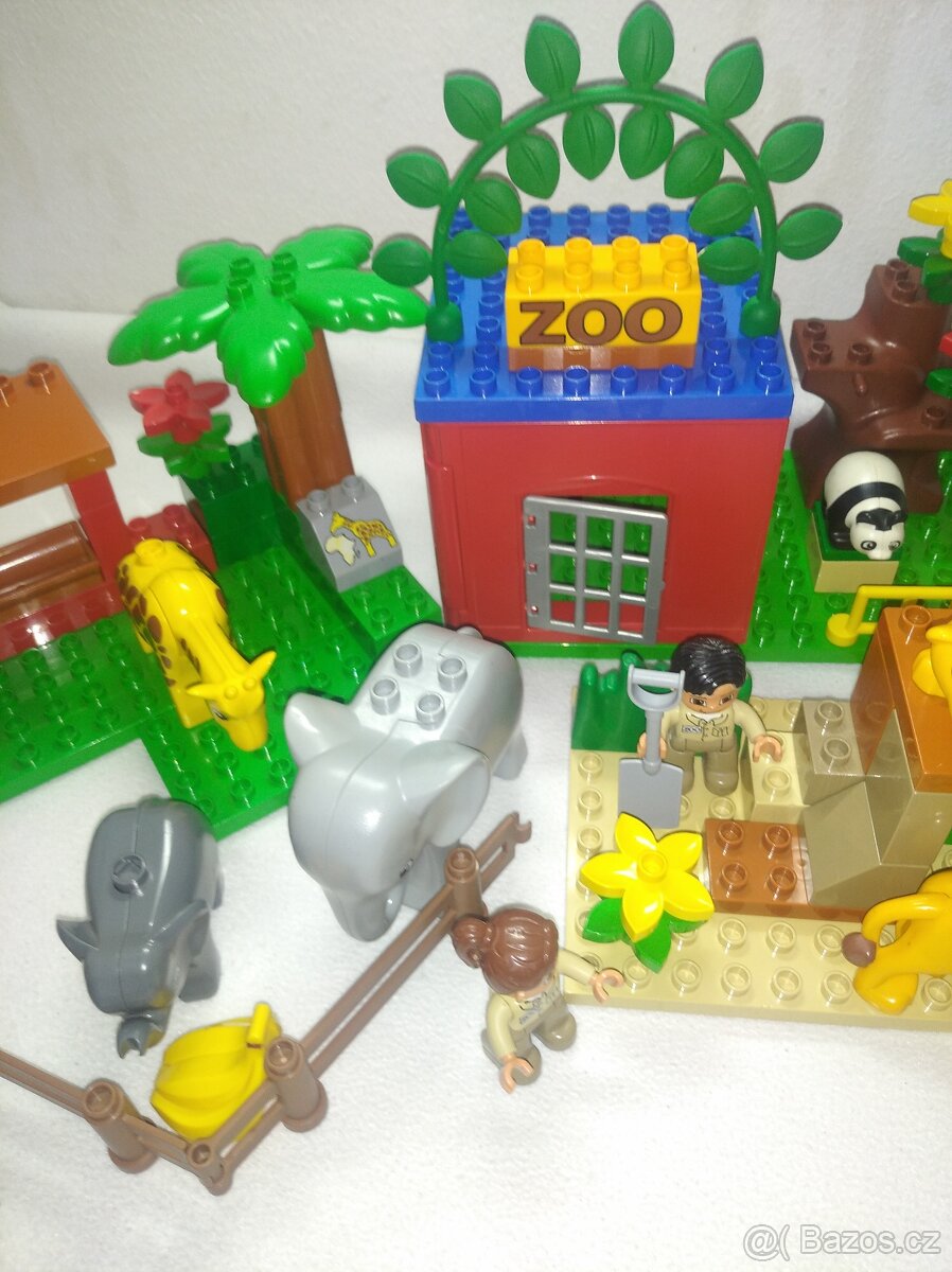 Lego duplo 4968 Přátelská Zoo - 12