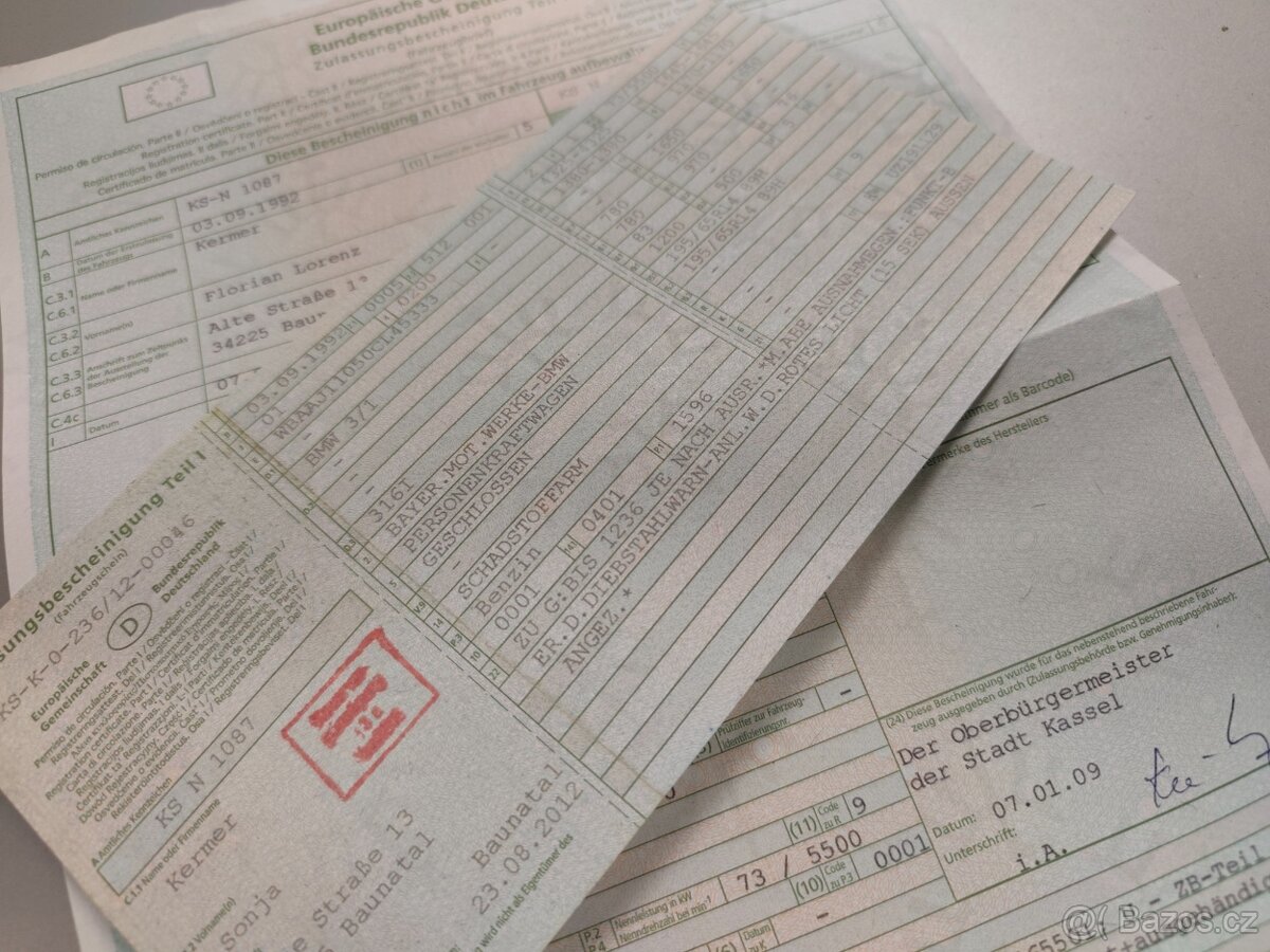 Bmw e30 318i touring - 12