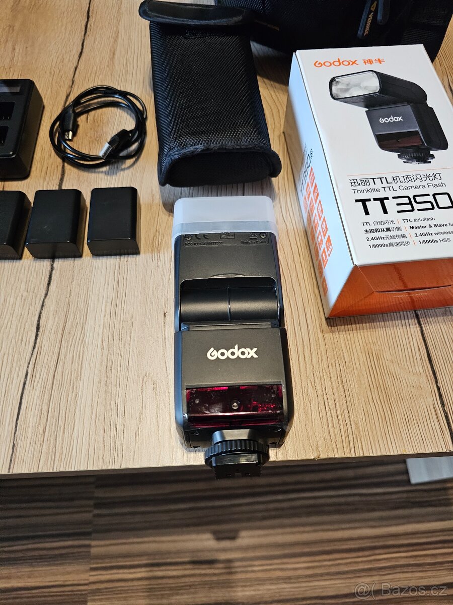 Sony Alpha A7 + prislusenstvi + objektivy - ZEISS 55mm - 12