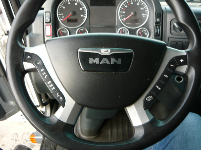 MAN TGL 12.220 CHLAĎÁK+ČELO AUTOMAT - 12