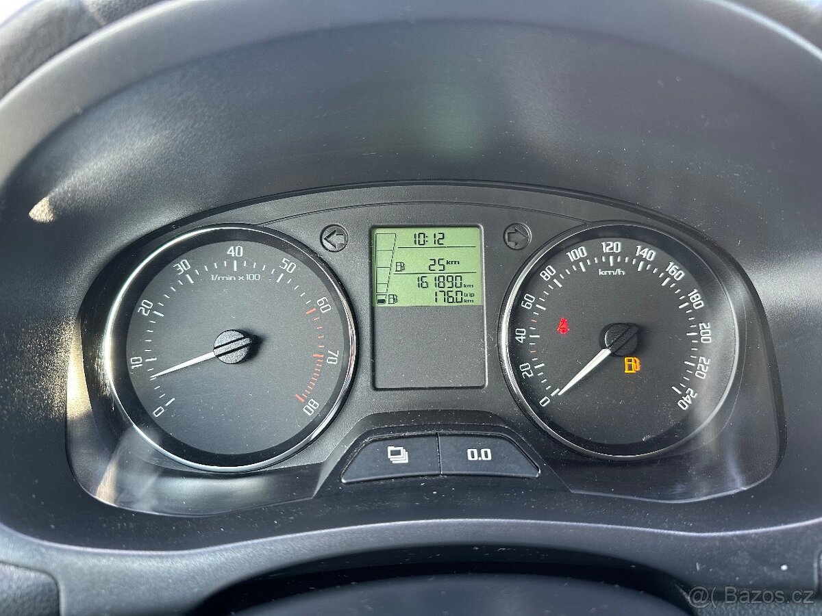 Škoda Fabia Kombi 1.2 TSI 63 kw, KRÁSNÉ AUTO - 12