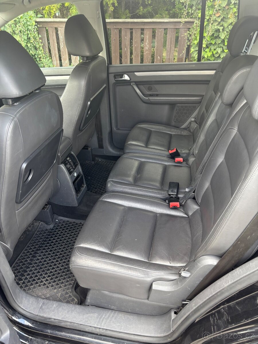 VW Touran 1.4 TSi CNG DSG - 12