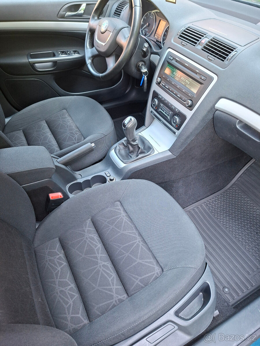 ŠKODA OCTAVIA 1.2TSI AMBIENTE - 12