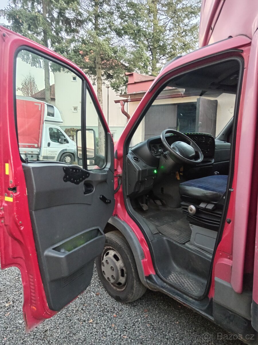 Iveco Daily 8paleta+hydraulické čelo - 12