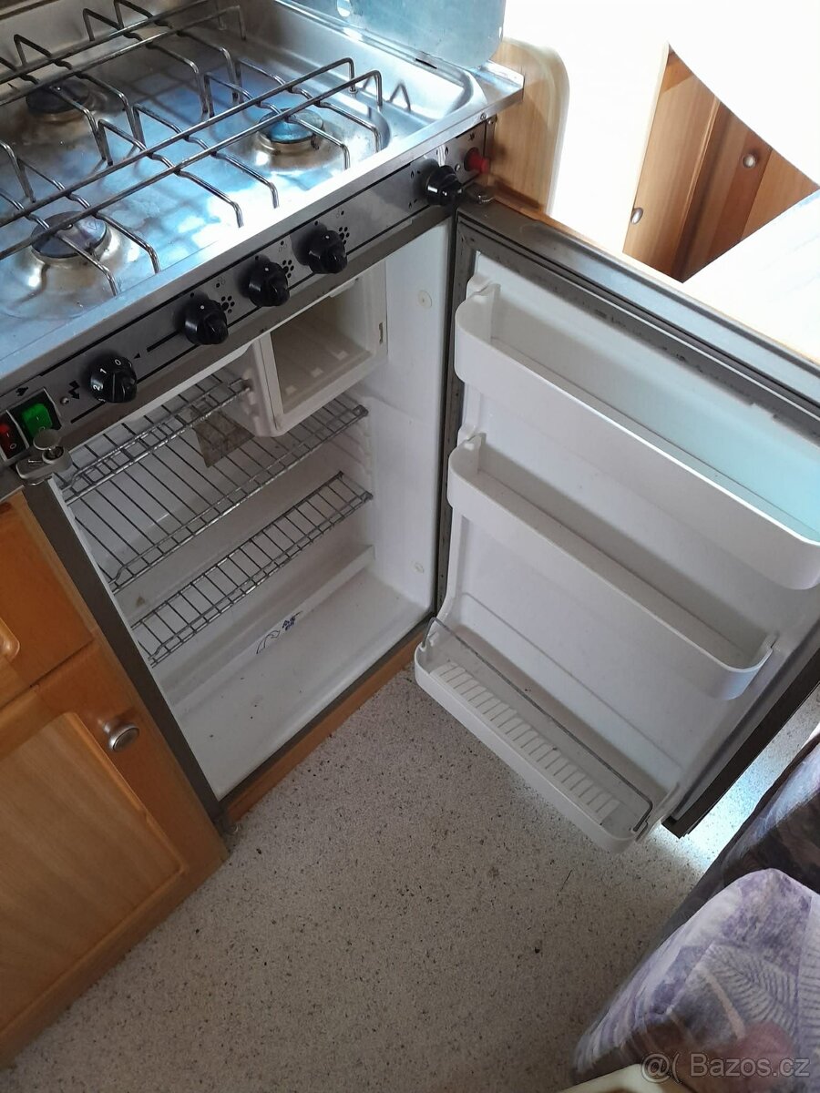 Prodám karavan Bürstner Champion Amara - 12