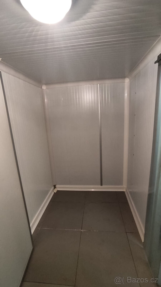 chladící a mrazící box - 12