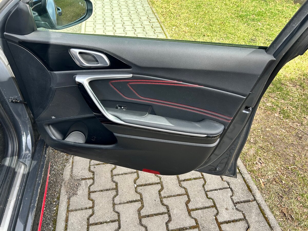 Kia proceed gt 150kw - 12