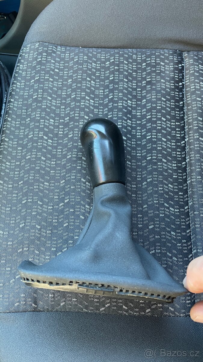 Prodám díly Volvo S40 2.0D 100kW - 12