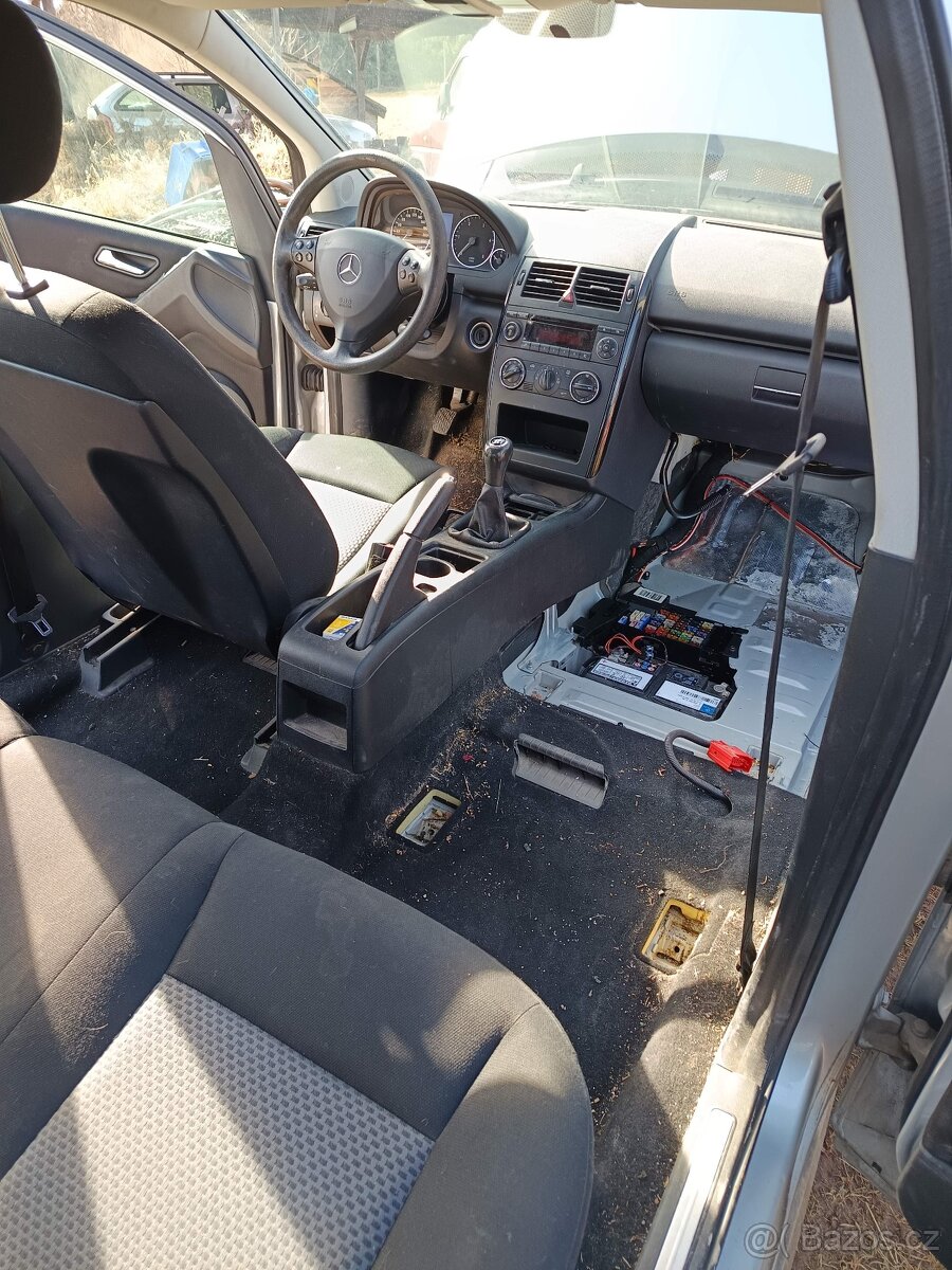 Mercedes A180 - 12