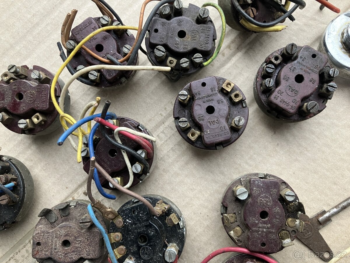 jawačz spínačky - 12