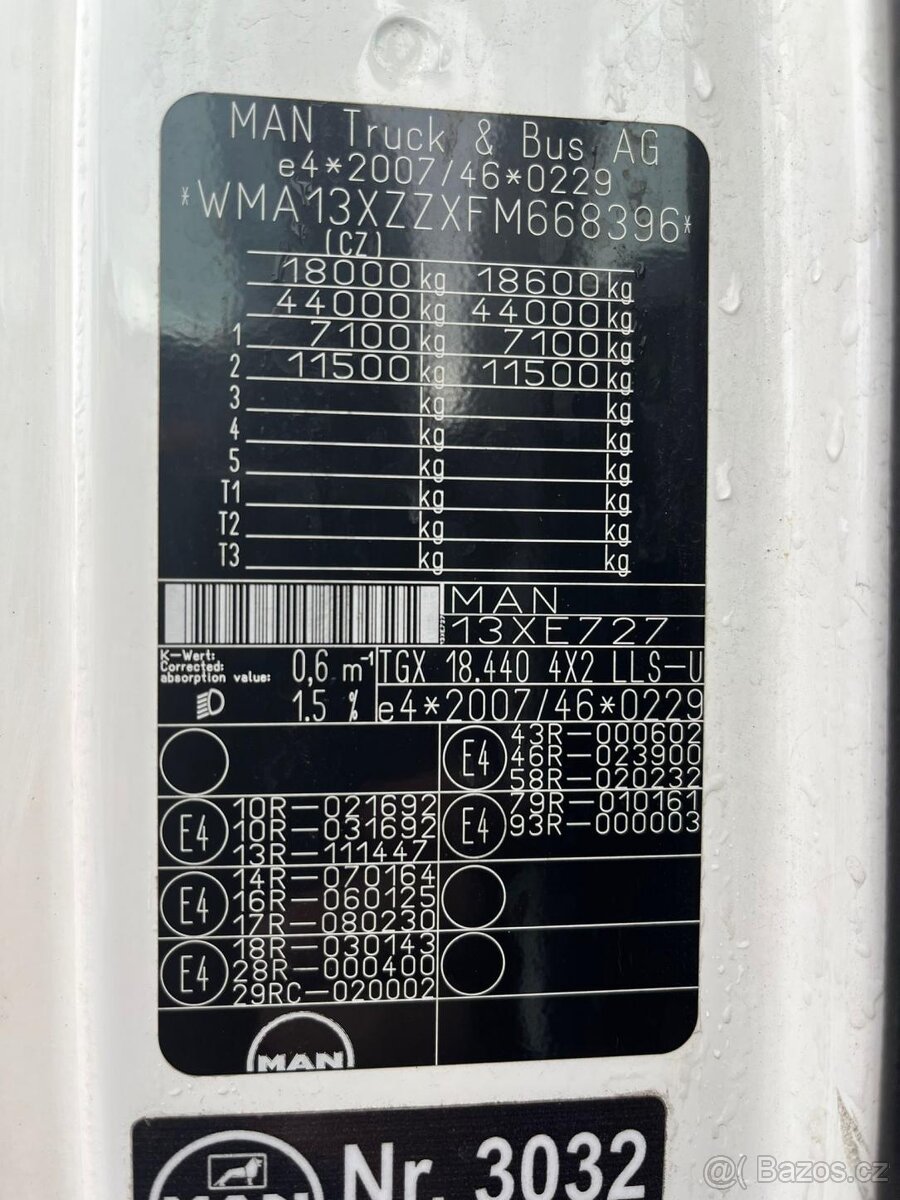 MAN TGX 18.440 MEGA MANUÁL EURO VI - 12