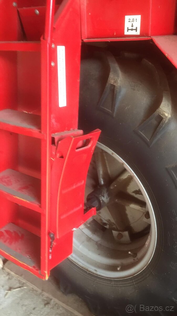 Kombajn Massey Ferguson 16 - 12