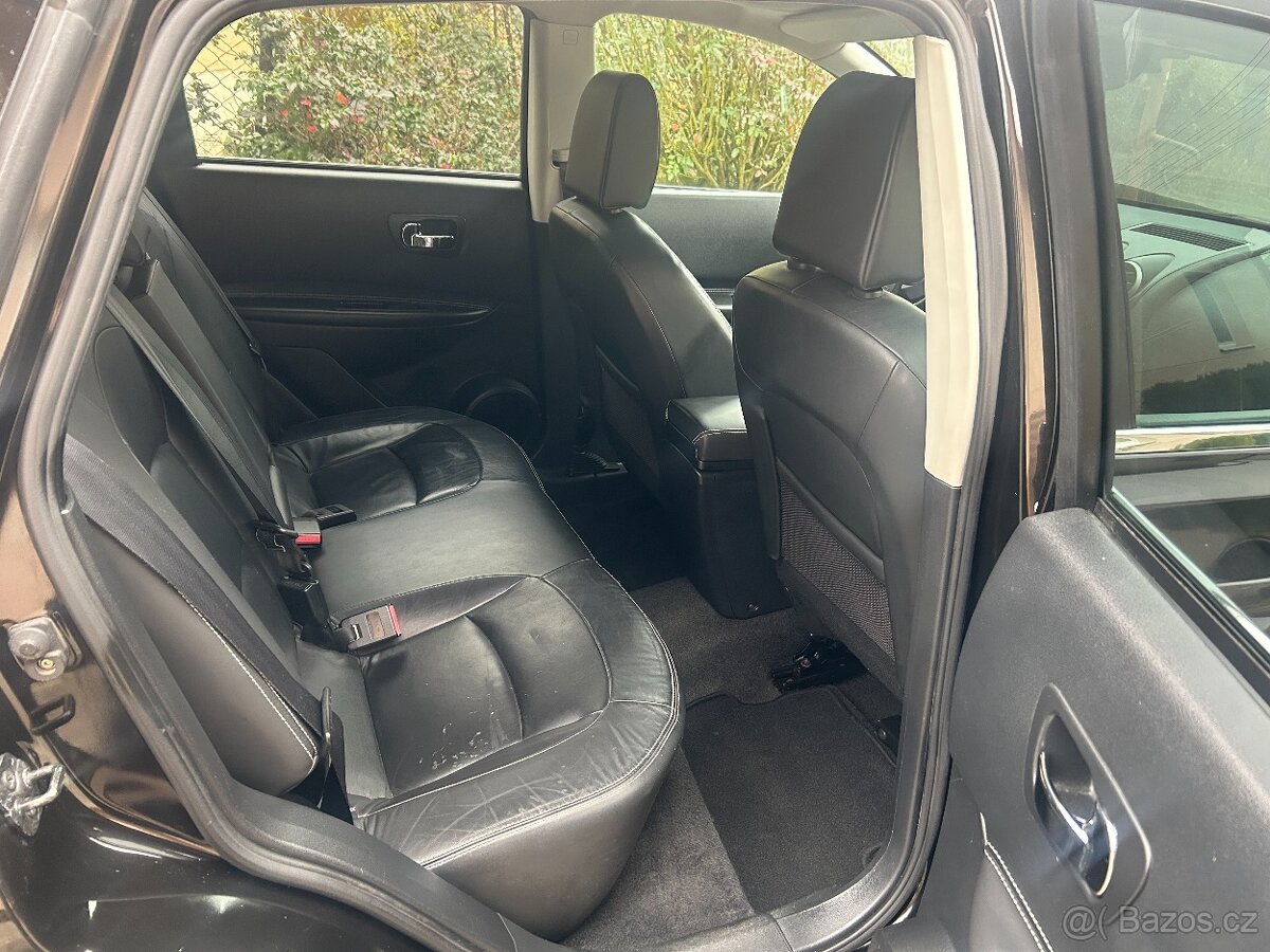 Nissan Qashqai 2.0 dCI - 12