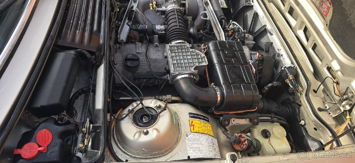 BMW E24 635 CSI - 12