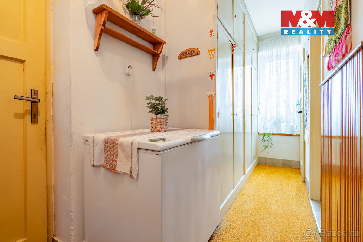 Prodej bytu 2+1, 57 m², garáž, Tachov, ul. Fügnerova - 12