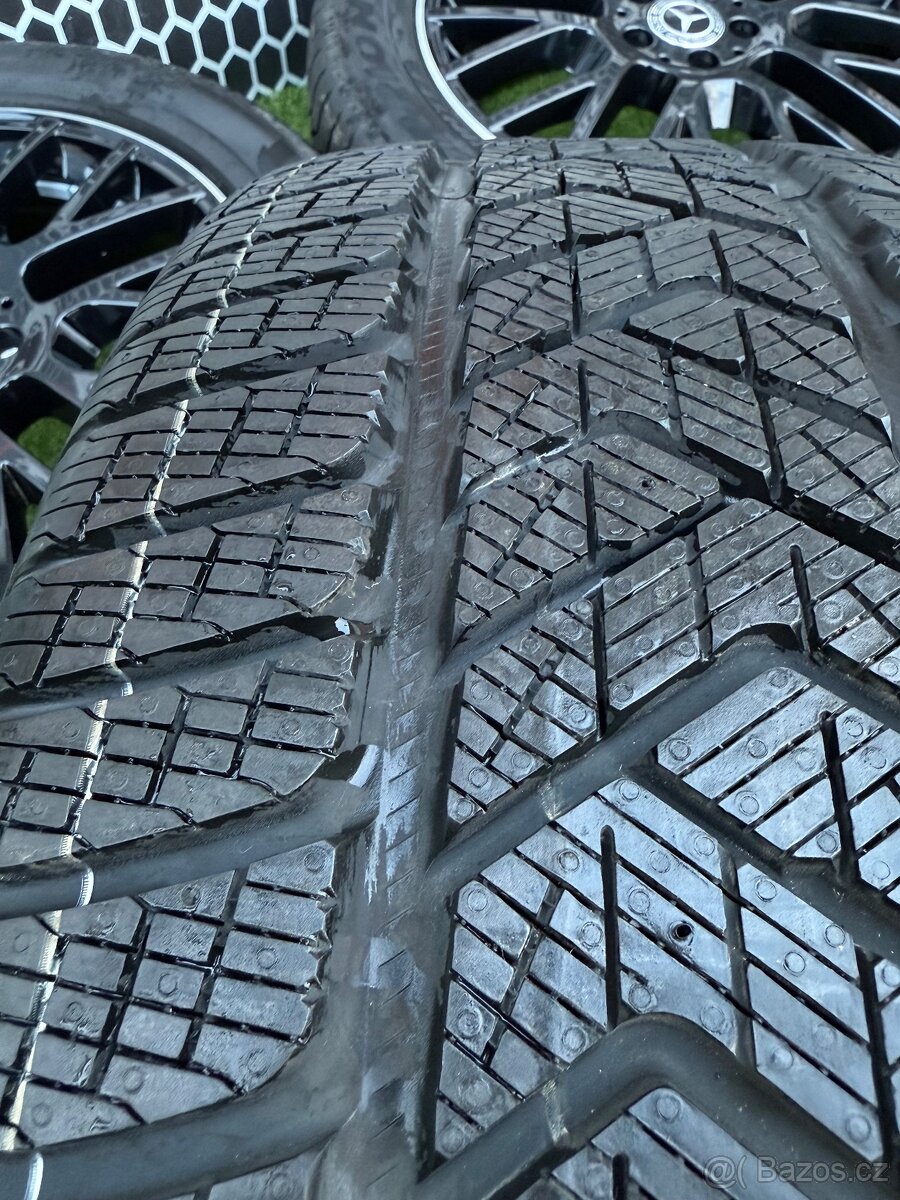 Mercedes Benz GLE - NOVÁ ZIMNí SADA PIRELLI - 12