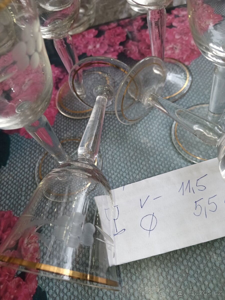 Skleničky - 12