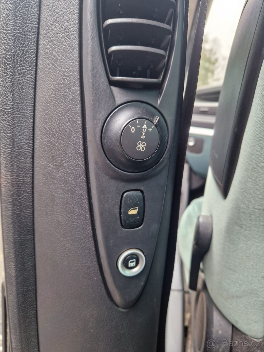 Peugeot 807 - BA+LPG, 8. míst - 12