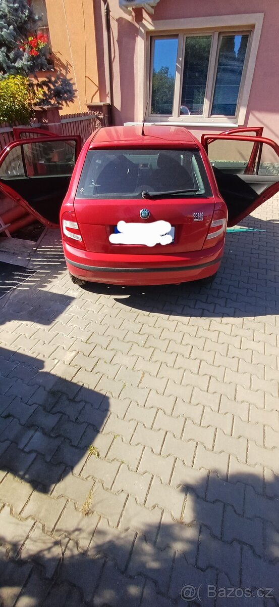 Škoda Fabia - 12