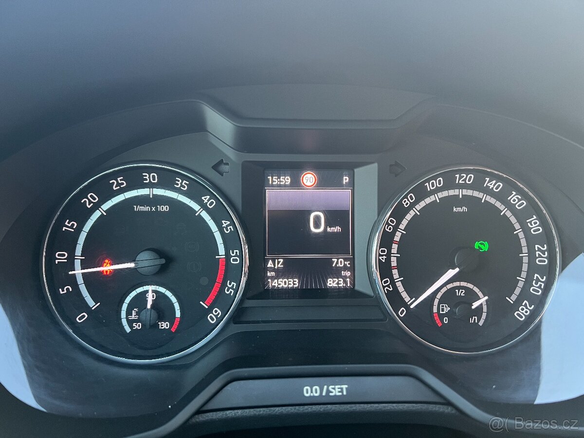 Škoda Octavia 3 RS Challenge 2.0TDI DSG 135kW - 12