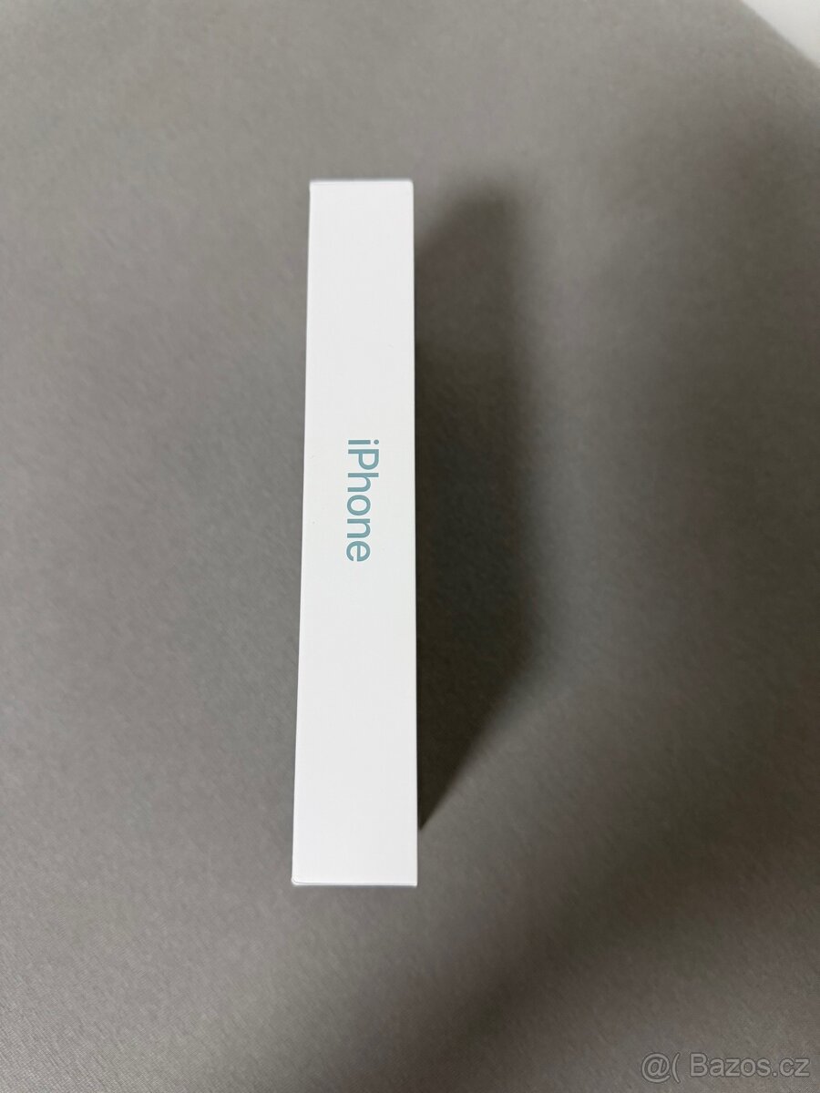 Mobilní telefon Apple iPhone 16, 128 gb, 98%, modrozelený - 12