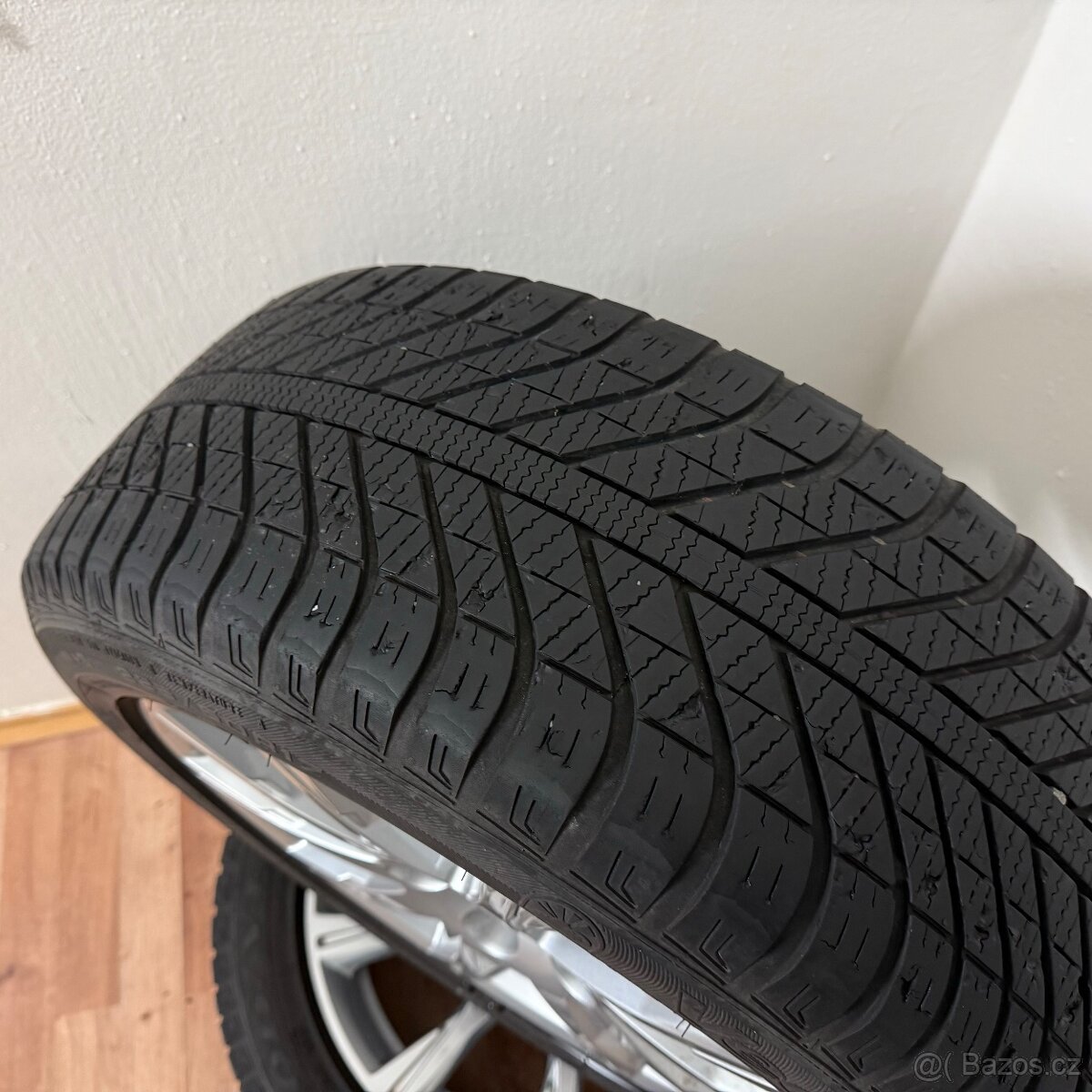 AUDI A4 B9 5x112 R17 ET38+CELOROČNÍ 225/50R17 5mm - 12