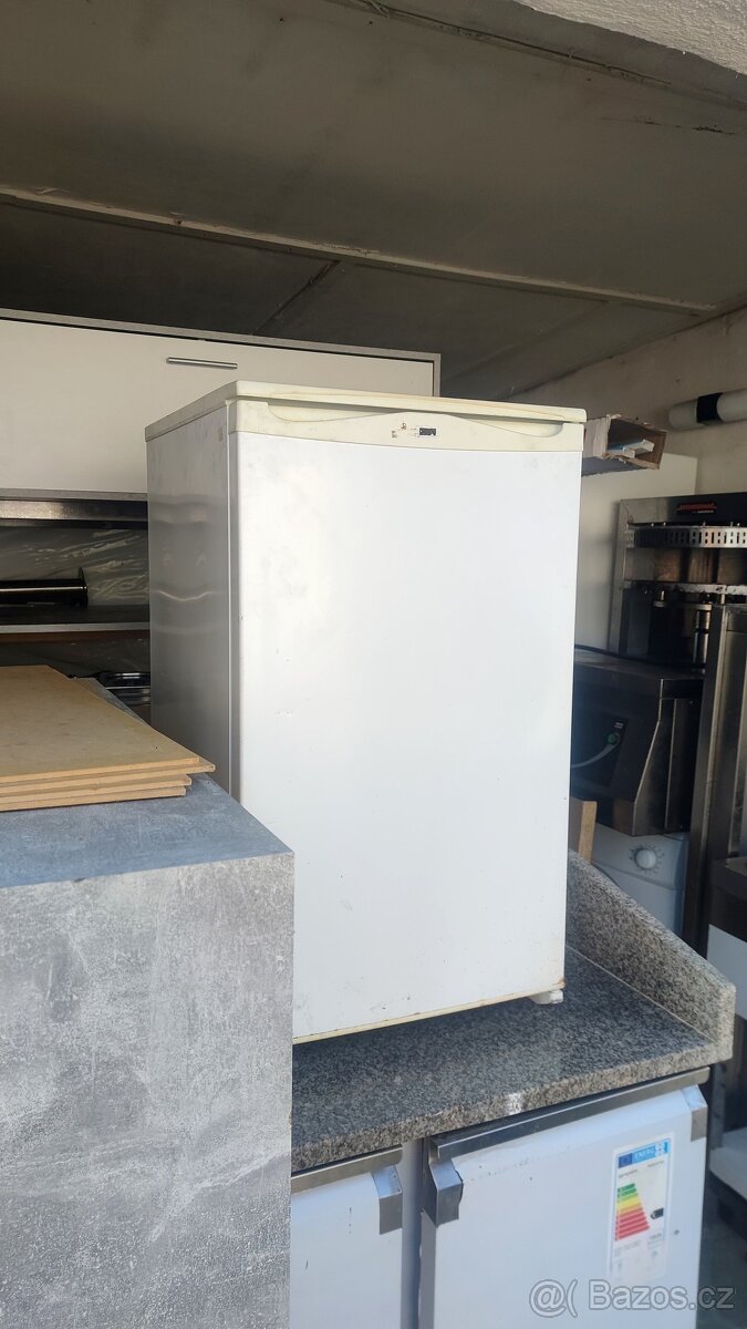 LEDNICE ZANUSSI + SIEMENS + GORENJE + SEG COOLSTAR - 12