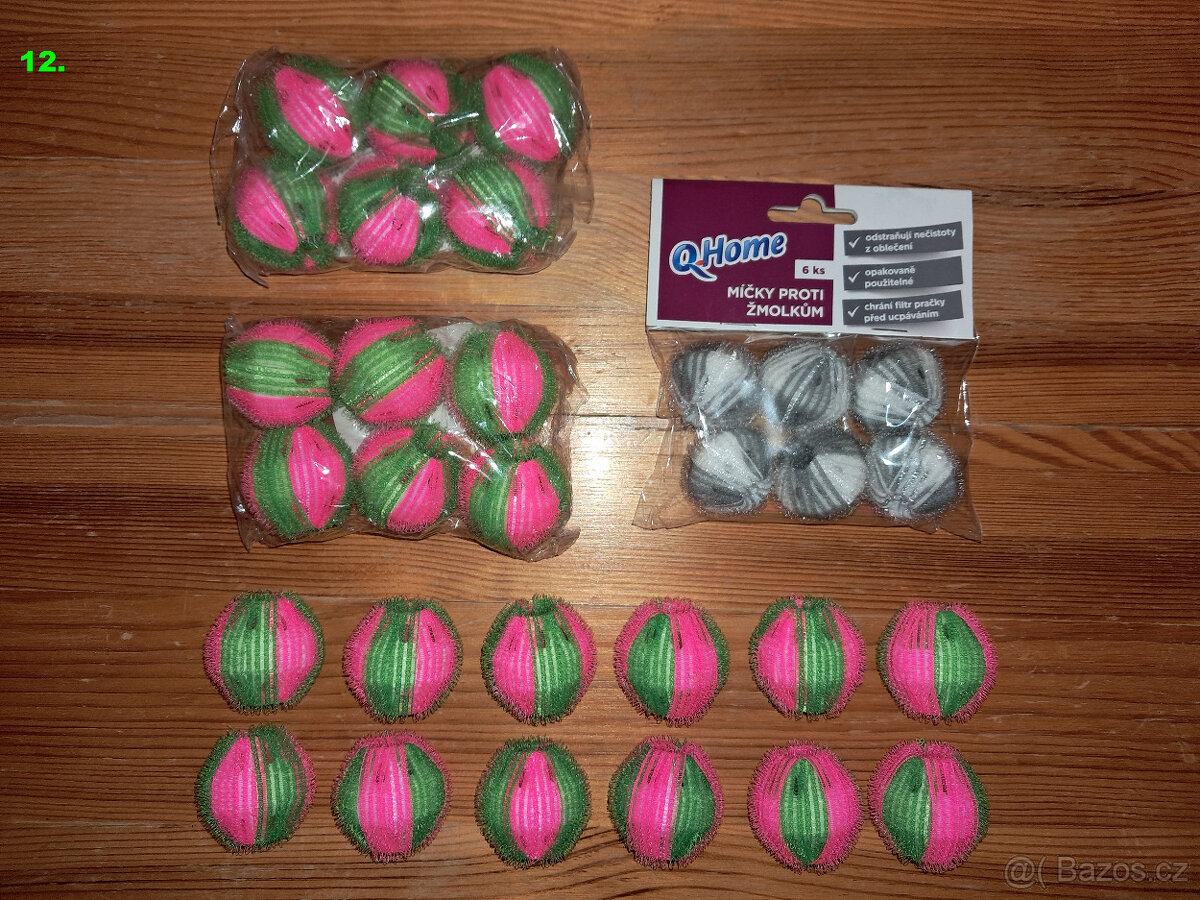 Prkénko, držáky, potrav. sáčky, lis na česnek a nůž na máslo - 12