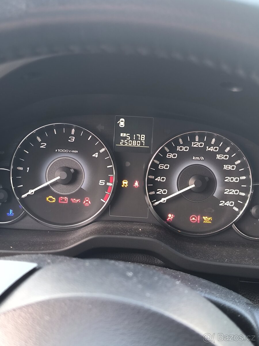 Subaru Legacy 2010 vagon diesel euro 5 - 12