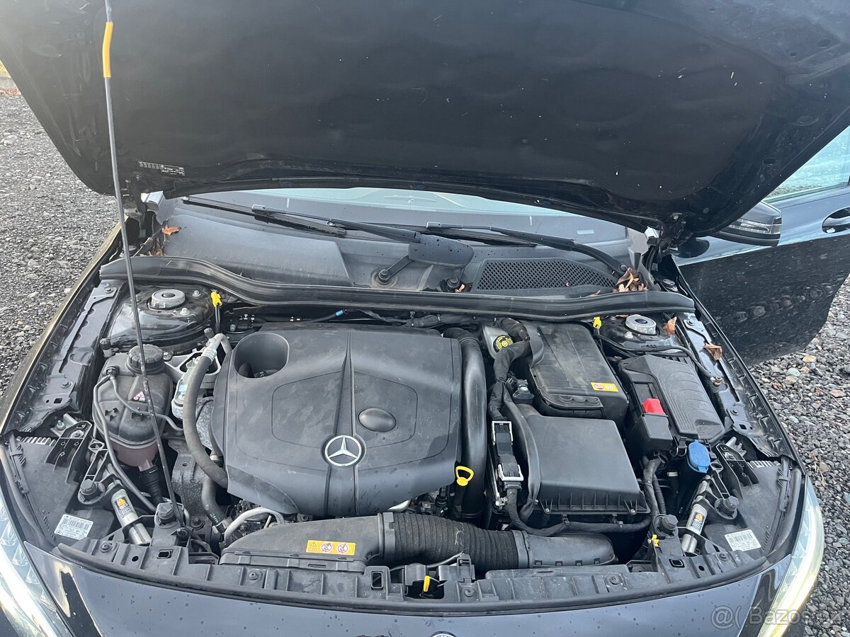 Mercedes GLA 220d - 12