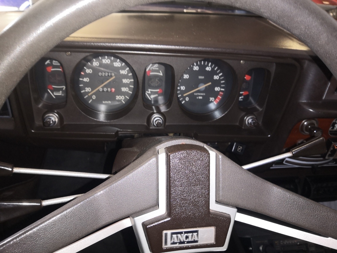 LANCIA Beta TARGA Zagato - 12