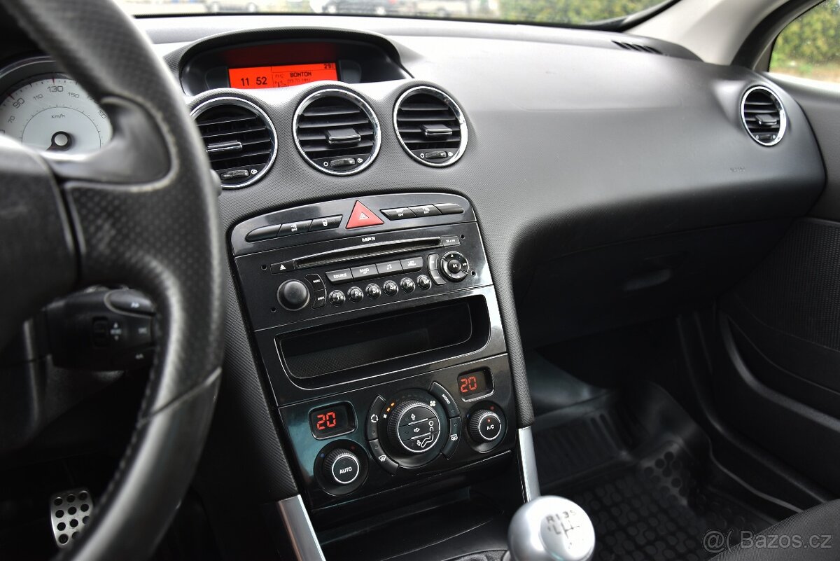 Peugeot 308 CC 2.0 HDi 6st manuál, D.KLIMA, TEMPOMAT, ALU 17 - 12