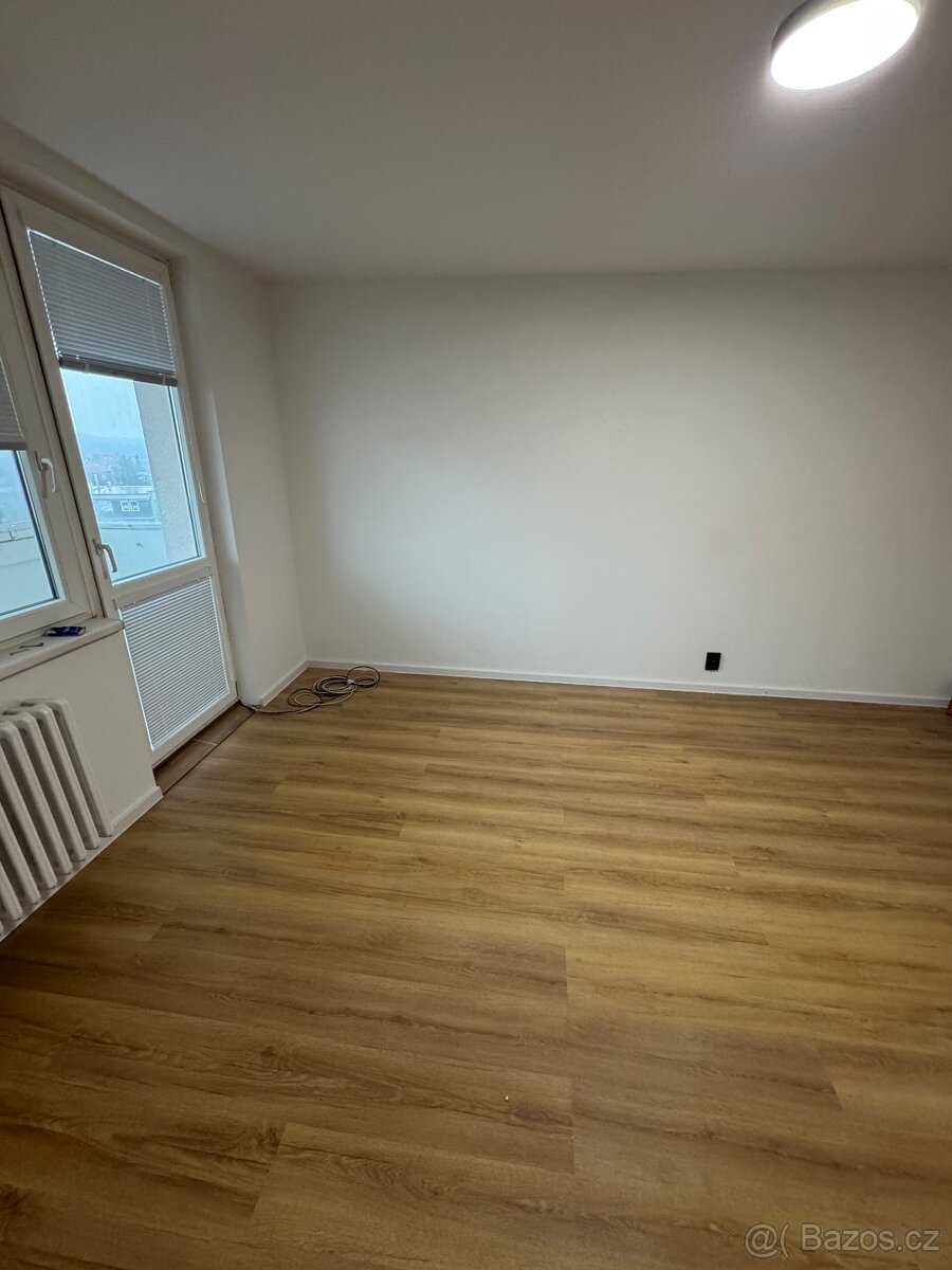 Pronajmu byt Znojmo - 12