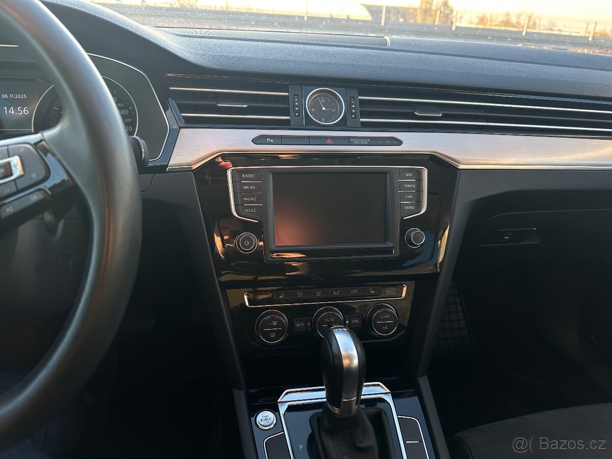 VW Passat Variant B8 2.0TDI HIGHLINE DSG - 12