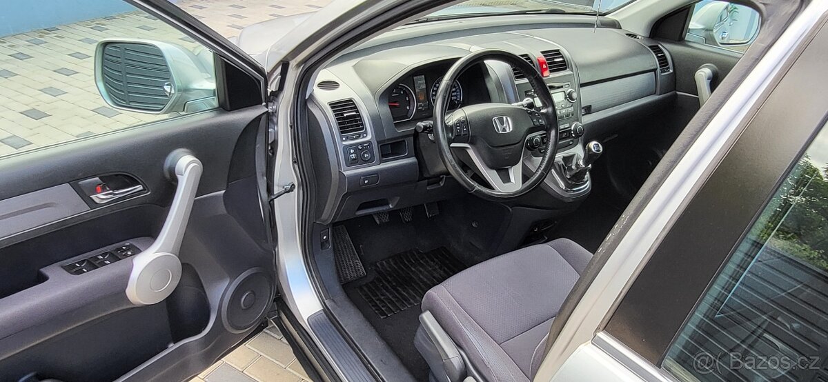 Honda CR-V 2,2 i-CTDi - 103kw. 4WD - 4X4. STK+EM do: 9/2027 - 12