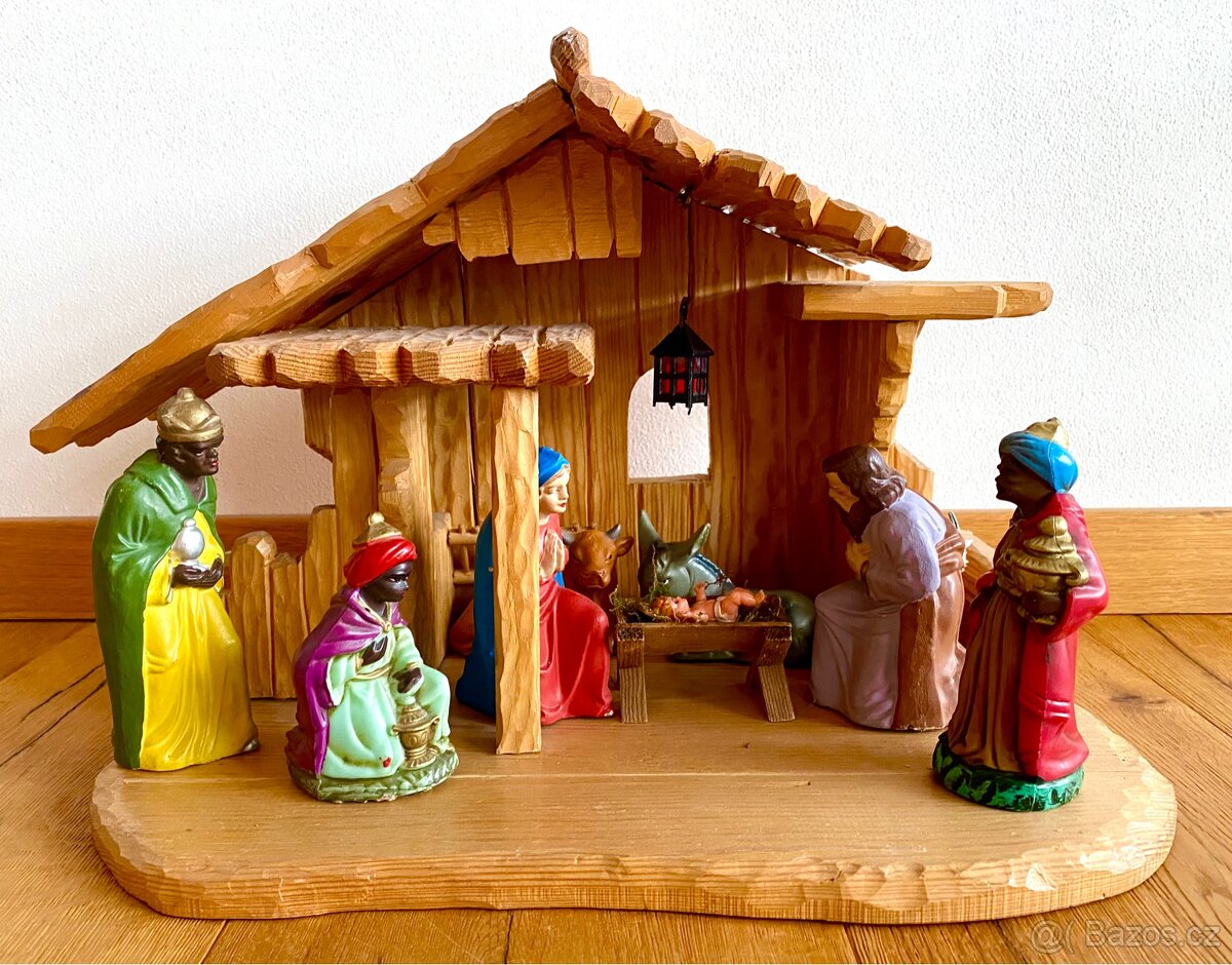 Starý krásný dřevěný betlém s osvětlením - 12