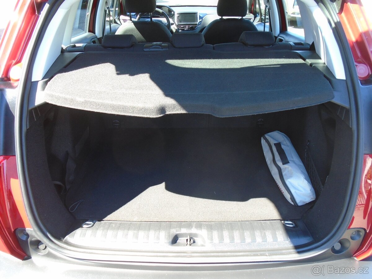 Peugeot 2008 1.2 Pure Tech ČR 2.maj. 68tis.km - 12