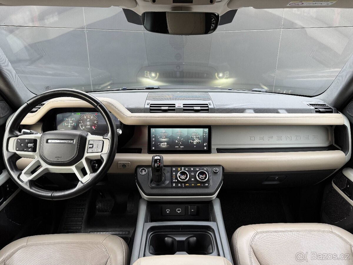 Land Rover Defender D300 110 HSE AWD AT ČR DPH - 12