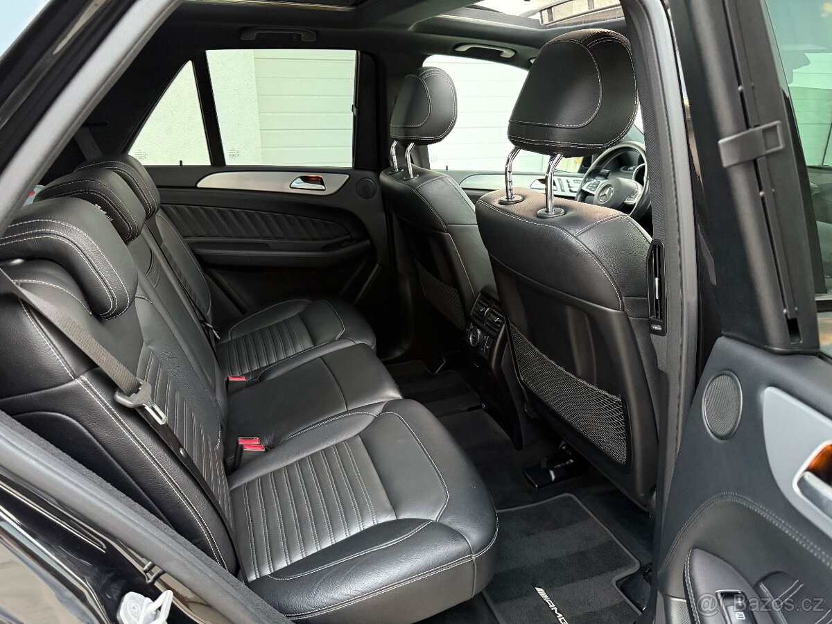 Mercedes GLE 500e AMG line - 12