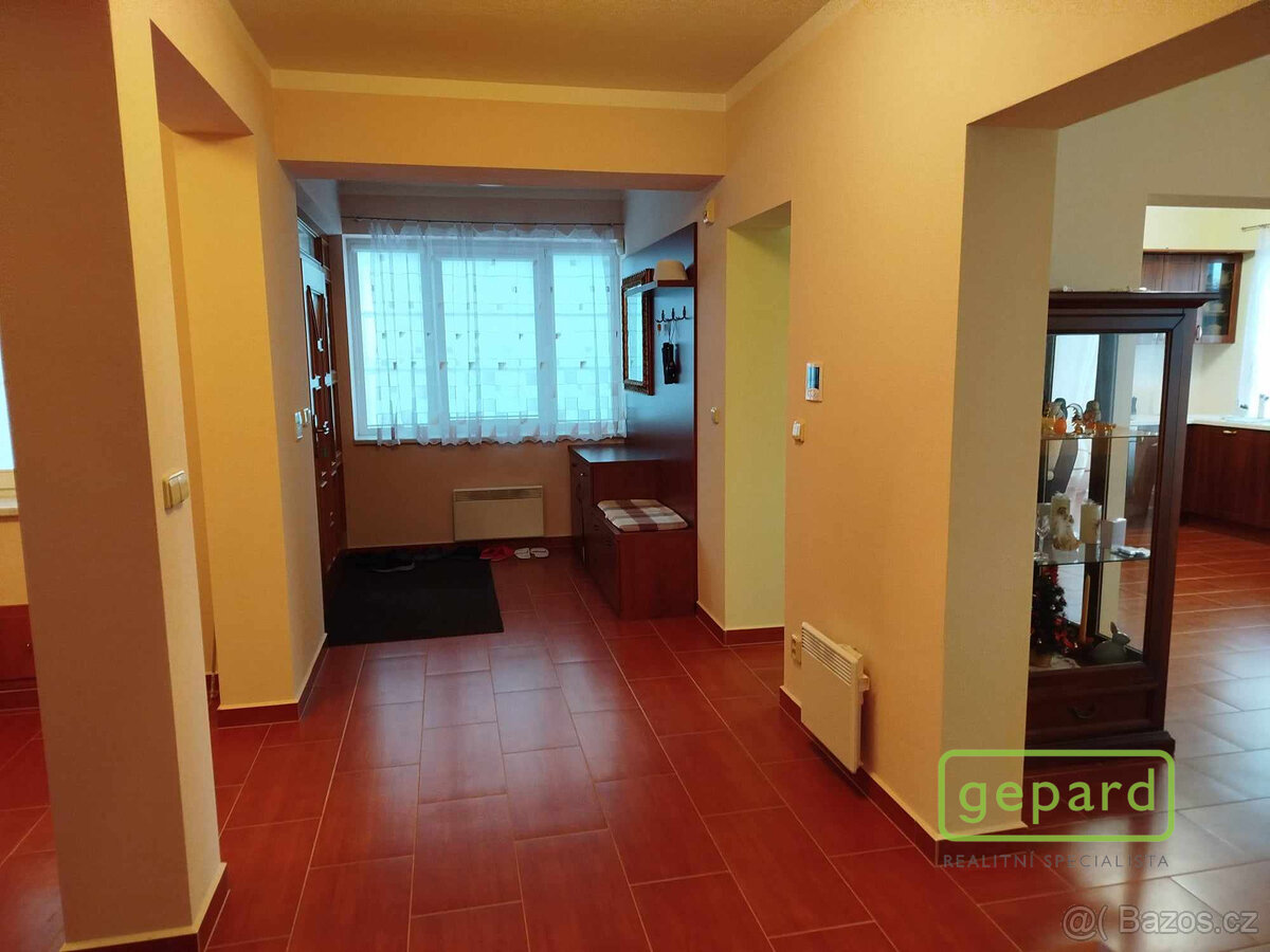 Velký luxusní RD, Římov u ČB - 12