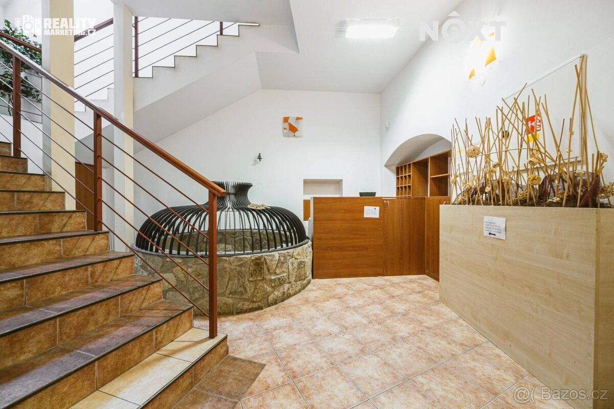 Prodej komerční Ubytování, 905㎡ - 12