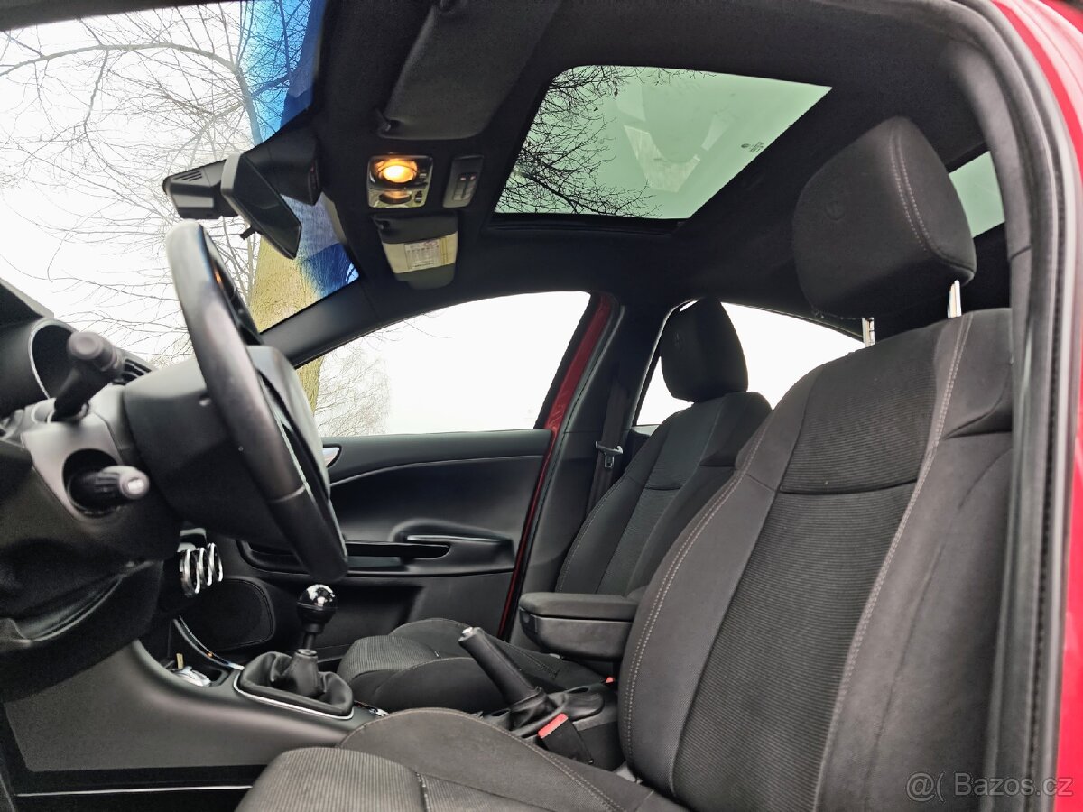 Alfa Romeo giulietta 1.4 multiair 125 kW - 12