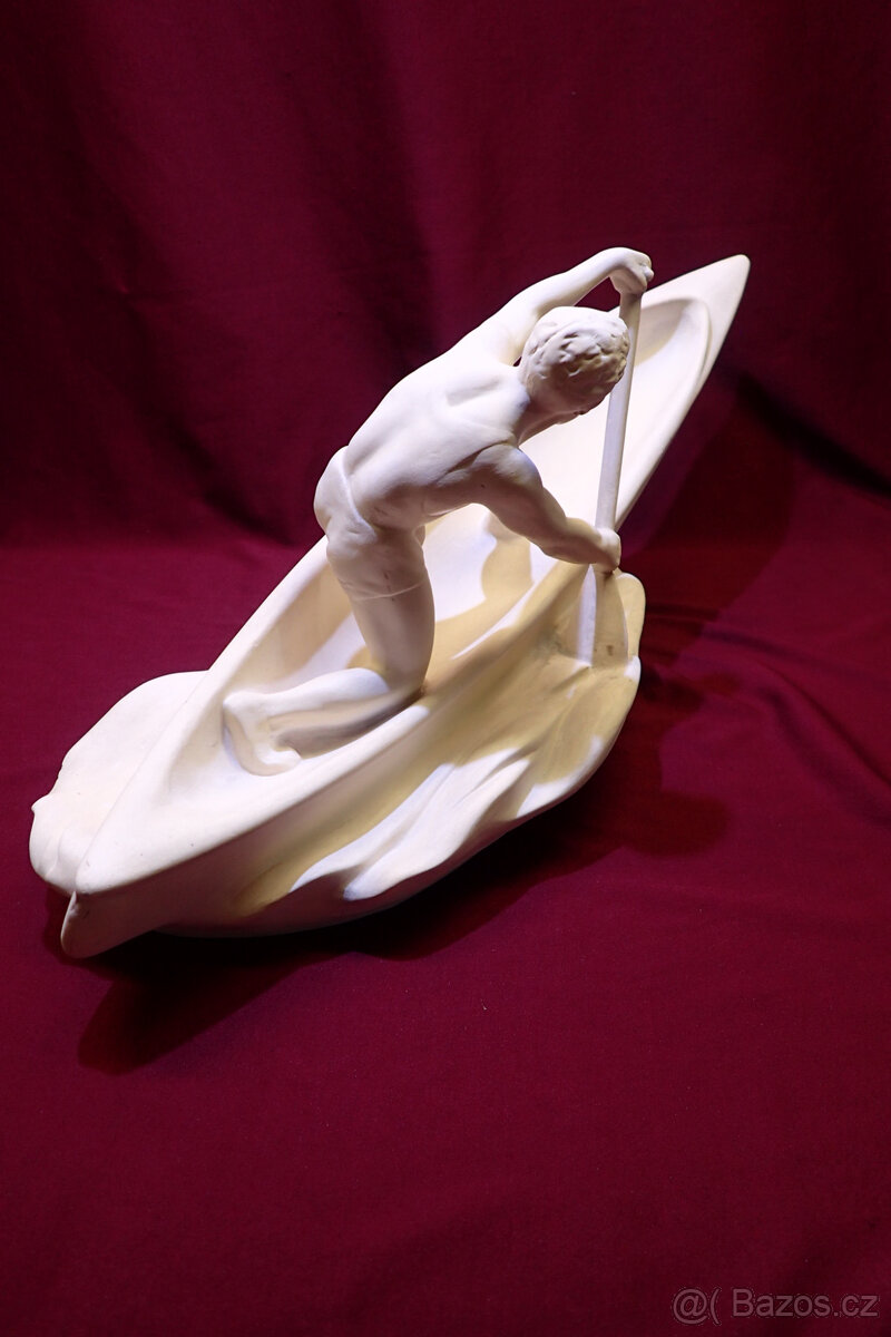 Kánoista na divoké vodě - socha - Bechyně - 12