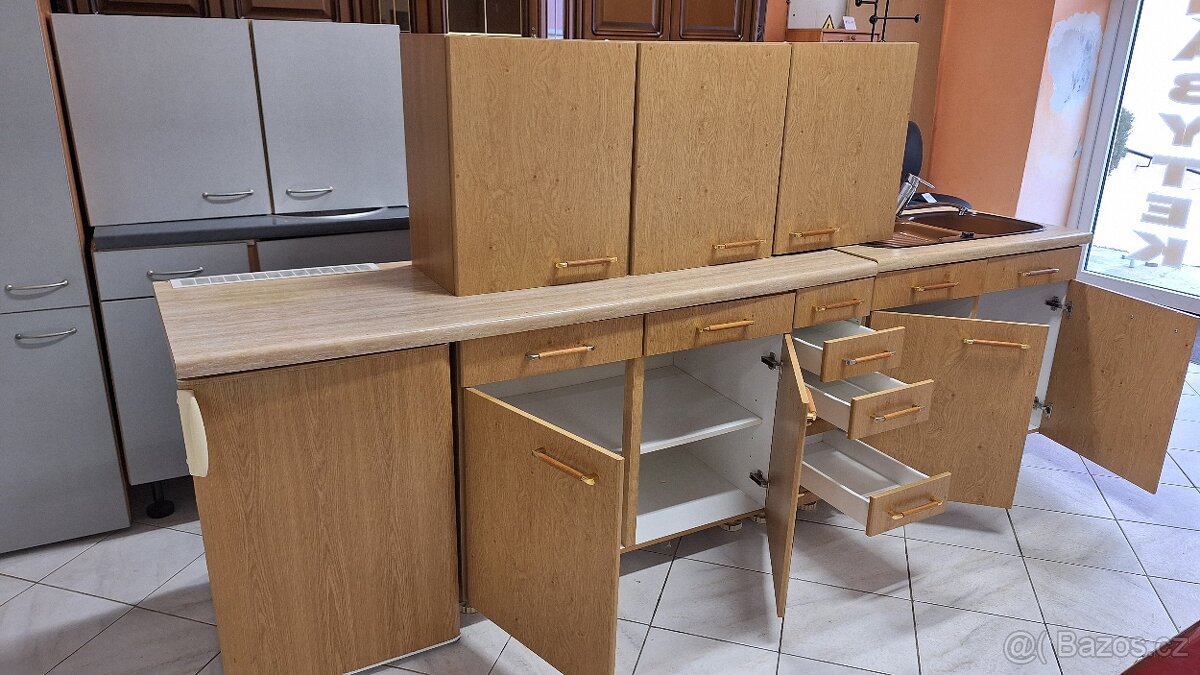 Kuchyňská linka - 12