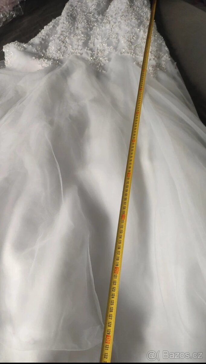 Prodám šaty vel. L - 12