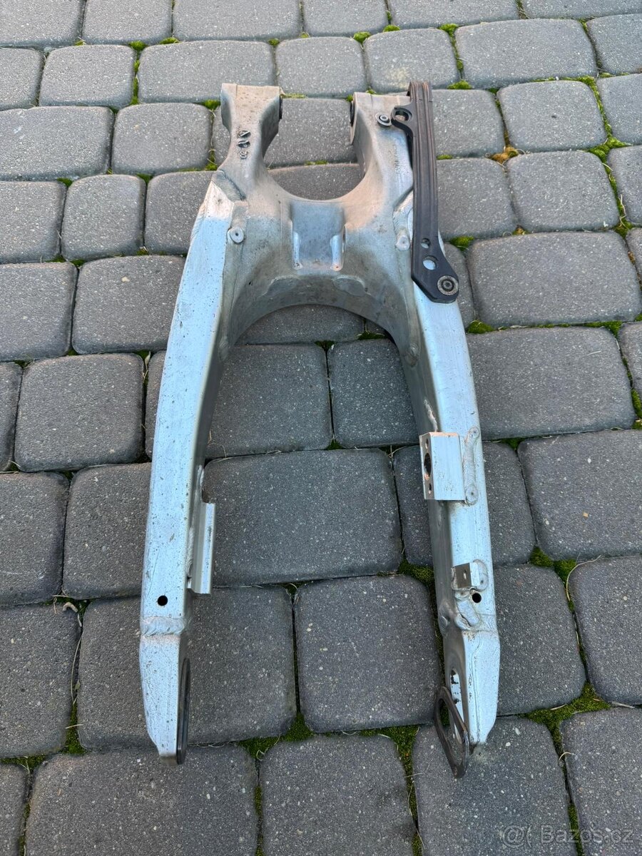 Kyvná vidlice zavěšení kyvka kolo Yamaha YZF WRF YZ - 12