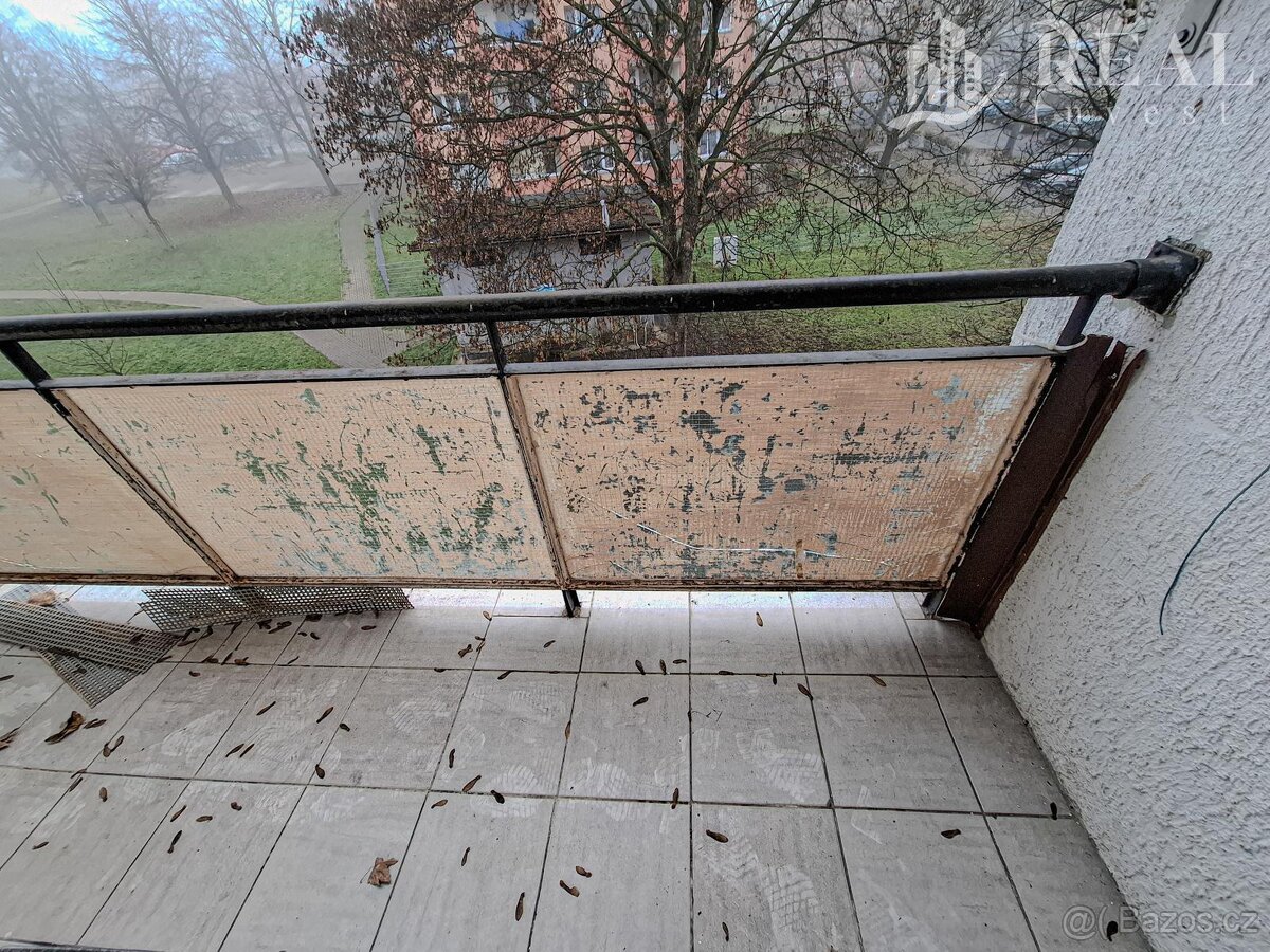 Prodej byt 2+1, 55 m 2, OV, ul. Maxe Švabinského, Bílina, ok - 12